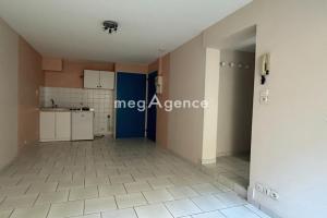 Picture of listing #329070283. Appartment for sale in Poitiers