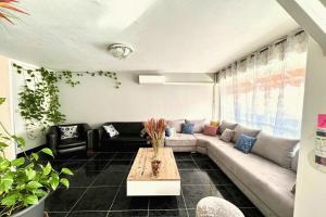 Picture of listing #329072447. Appartment for sale in Salon-de-Provence
