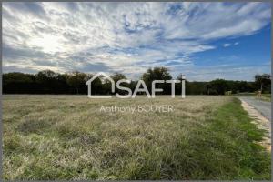 Picture of listing #329084212. Land for sale in Nontron