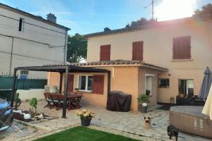 Picture of listing #329085842. House for sale in La Seyne-sur-Mer