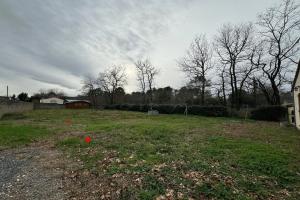 Thumbnail of property #329090133. Click for details