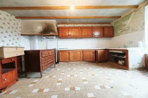 Thumbnail of property #329095379. Click for details