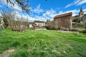 Photo de l'annonce nº 329097049. Terrain à vendre sur Saint-Romain-de-Jalionas