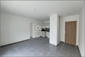 Picture of listing #329100268. Appartment for sale in Saran