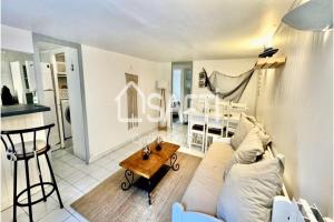 Picture of listing #329101252. Appartment for sale in Arcachon