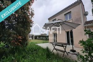 Picture of listing #329103221. House for sale in Léognan