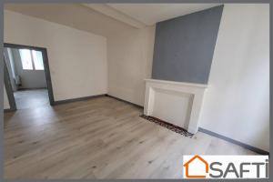 Picture of listing #329111284. Building for sale in Parthenay