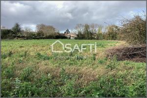 Picture of listing #329111504. Land for sale in Beauvoir-sur-Niort