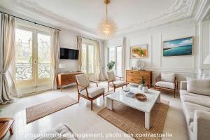 Picture of listing #329116555. Appartment for sale in Paris