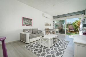 Picture of listing #329124189. Appartment for sale in Cassis
