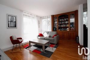 Picture of listing #329124475. Appartment for sale in Élancourt