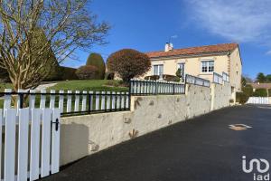 Picture of listing #329128456. House for sale in Bretignolles