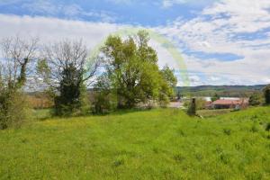 Picture of listing #329131287. Land for sale in Beaumont-de-Lomagne