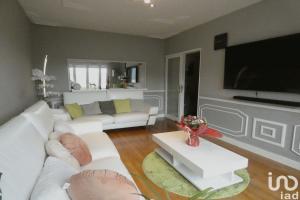 Picture of listing #329132176. Appartment for sale in Ambilly