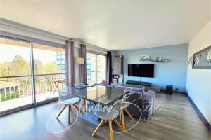 Picture of listing #329158664. Appartment for sale in Le Vésinet