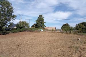 Photo de l'annonce nº 329165310. Terrain à vendre sur Bézu-la-Forêt