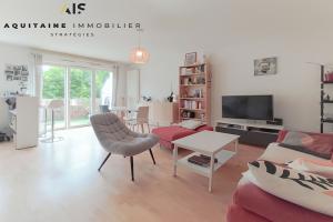 Picture of listing #329170094. Appartment for sale in Poitiers