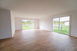 Picture of listing #329171407. Appartment for sale in Parentis-en-Born