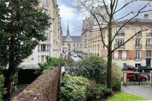 Picture of listing #329171413. Appartment for sale in Paris