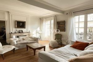 Picture of listing #329177455. Appartment for sale in Paris