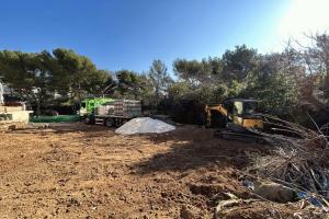 Picture of listing #329181379. Land for sale in Bandol