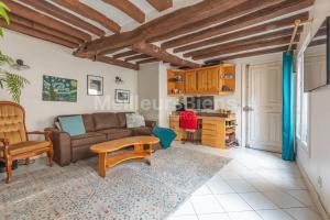 Picture of listing #329187280. Appartment for sale in Paris