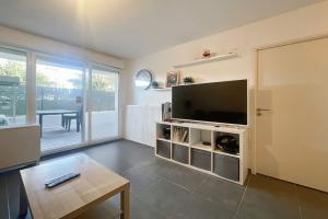 Picture of listing #329187798. Appartment for sale in Marseille