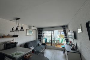 Picture of listing #329198121. Appartment for sale in Le Grau-du-Roi