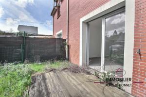Thumbnail of property #329200070. Click for details