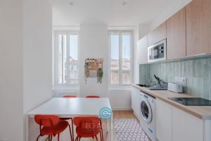 Picture of listing #329202370. Appartment for sale in Marseille