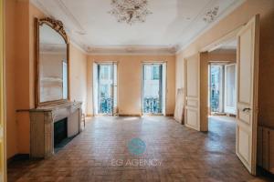 Picture of listing #329202372. Appartment for sale in Marseille