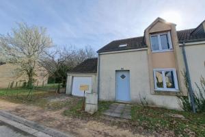Picture of listing #329203643. House for sale in Aubigny-sur-Nère