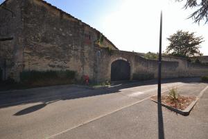 Picture of listing #329211408. Building for sale in Remoulins