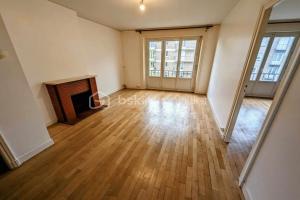 Picture of listing #329212355. Appartment for sale in Fougères