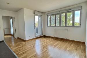 Picture of listing #329232979. Appartment for sale in Villeurbanne