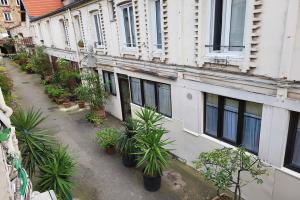 Picture of listing #329248478. Appartment for sale in Paris
