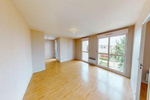 Picture of listing #329248890. Appartment for sale in Chantepie