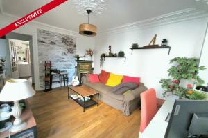 Picture of listing #329253744. Appartment for sale in Paris