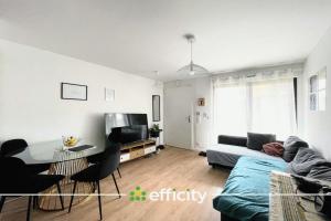 Picture of listing #329255199. Appartment for sale in Bussy-Saint-Georges