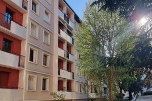 Picture of listing #329259150. Appartment for sale in Villeurbanne