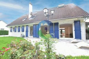 Picture of listing #329278756. House for sale in Ballainvilliers