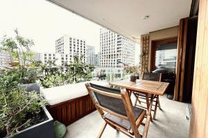 Picture of listing #329281334. Appartment for sale in Paris