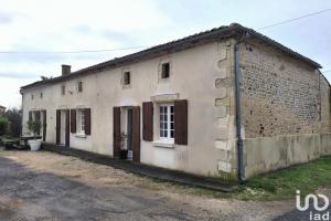 Picture of listing #329306456. House for sale in Saint-Bonnet-sur-Gironde