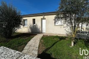 Picture of listing #329306788. House for sale in Saint-Loubès