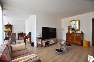 Picture of listing #329324557. Appartment for sale in Nîmes