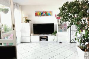 Picture of listing #329326455. Appartment for sale in Saint-Julien-en-Genevois