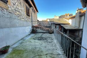 Picture of listing #329327577. Building for sale in Millau