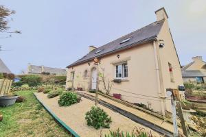 Picture of listing #329340188. House for sale in Roscoff