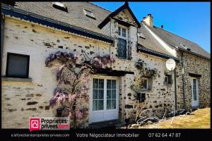 Picture of listing #329341328. House for sale in La Chapelle-Glain