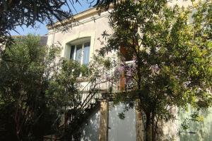 Picture of listing #329353547. Appartment for sale in Arles
